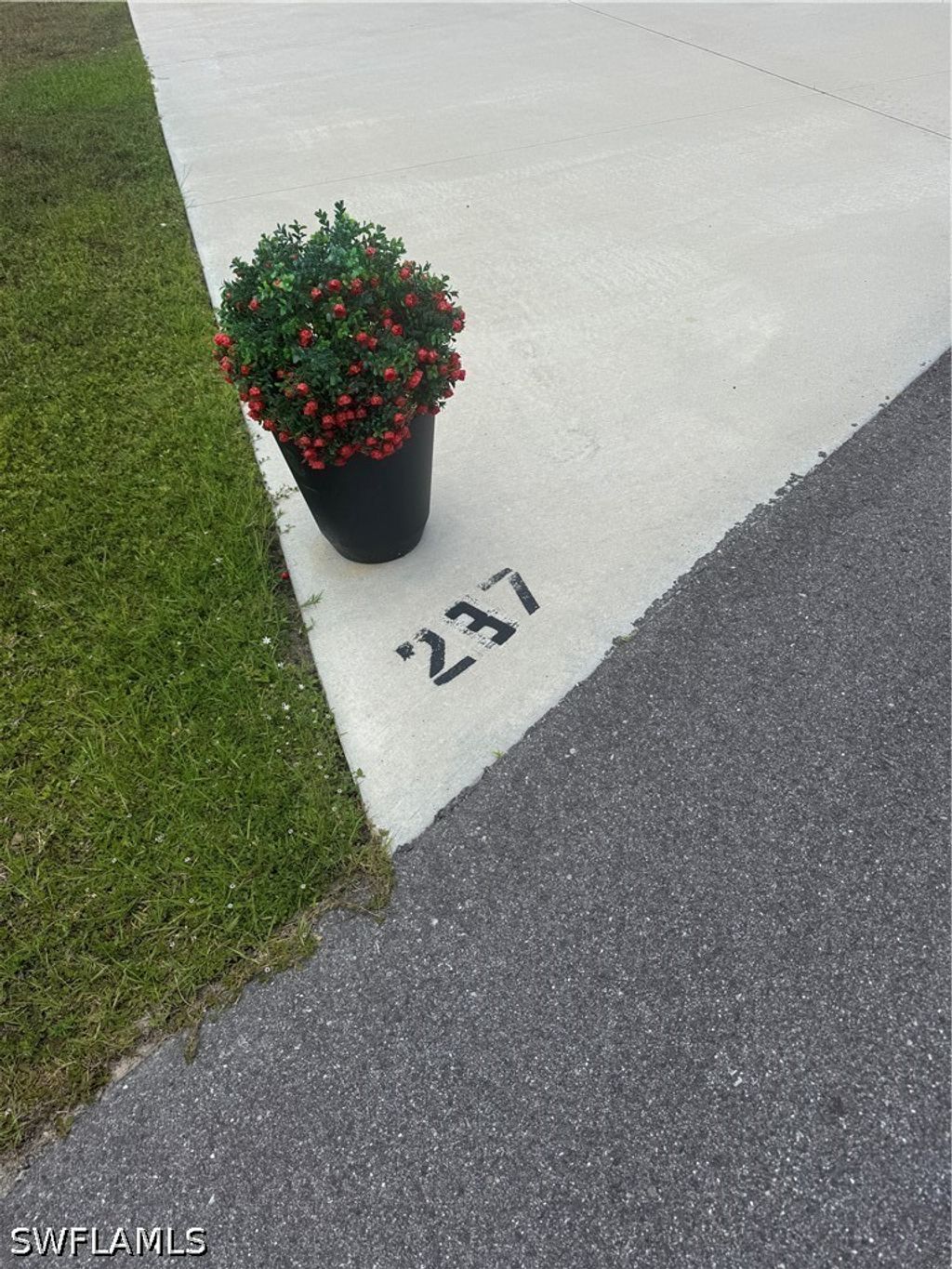 237 Horizon Rd, Punta Gorda
