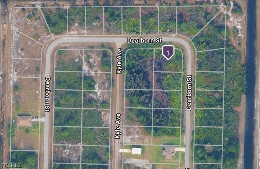1064 Dearborn St, LEHIGH ACRES