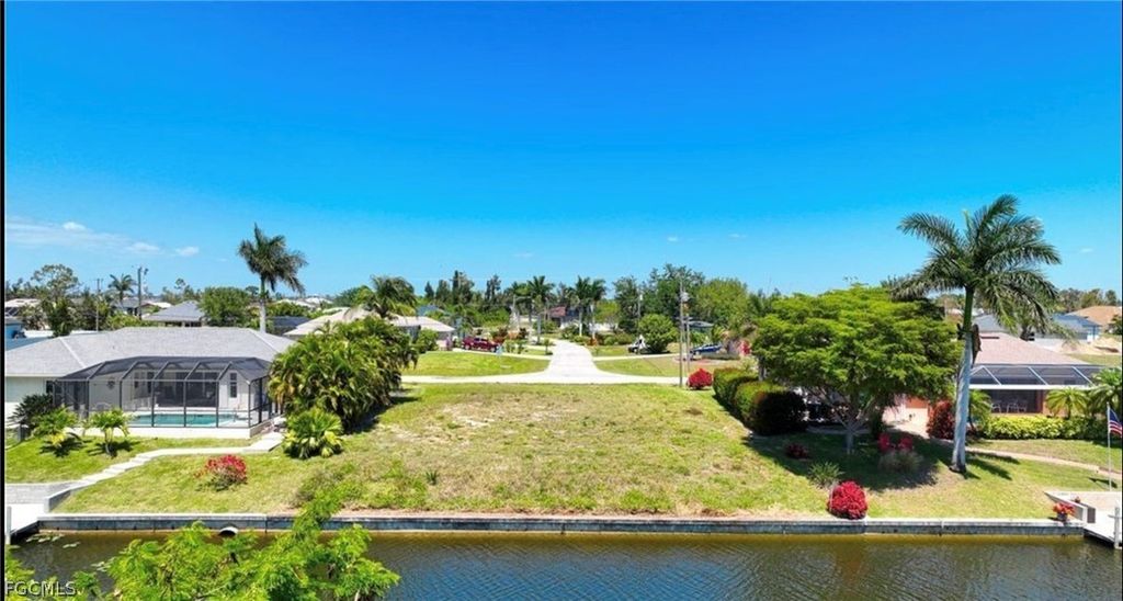 1716 Sw 2nd St, CAPE CORAL