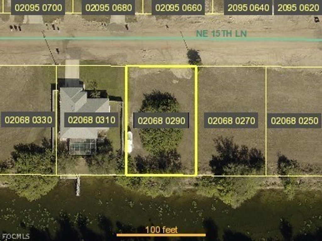 1034 Ne 15th Ln, Cape Coral