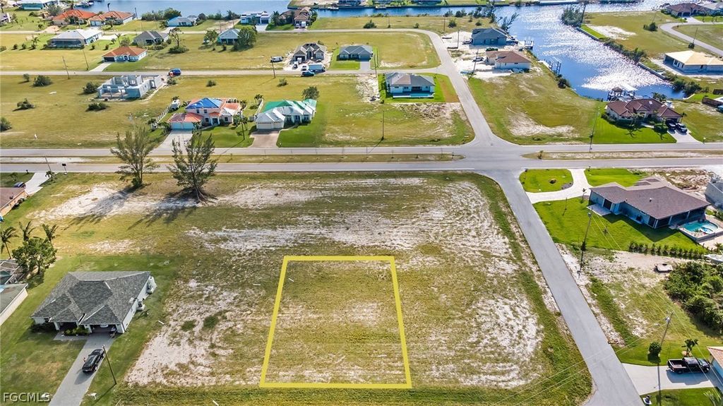 4426 Nw 32nd St, Cape Coral