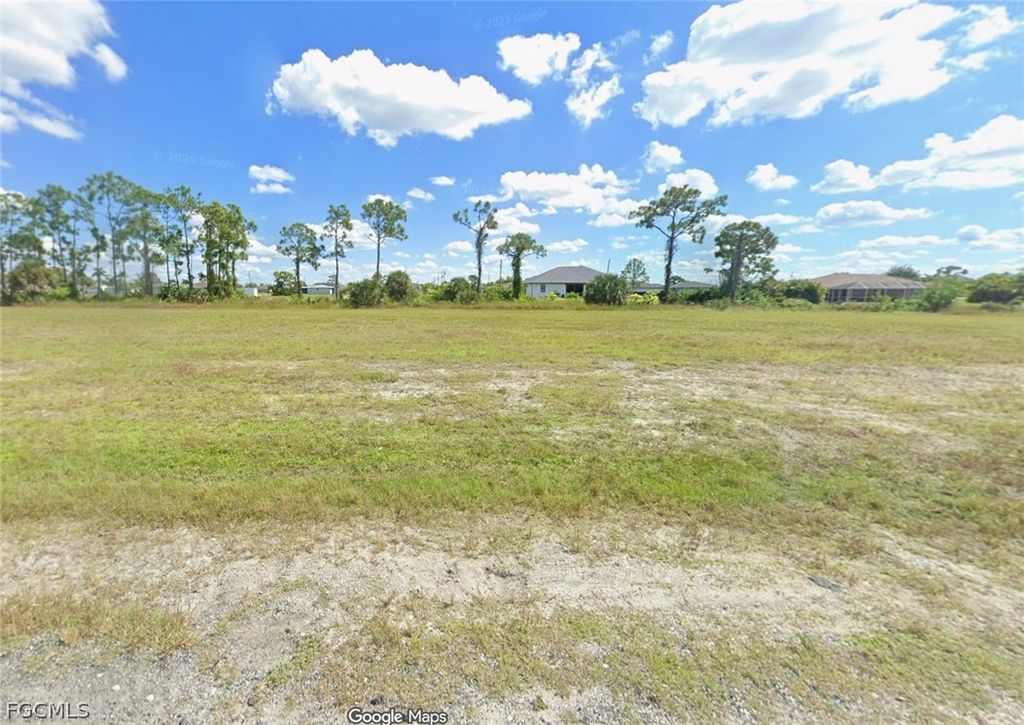 2807 Nw 26th Pl, Cape Coral