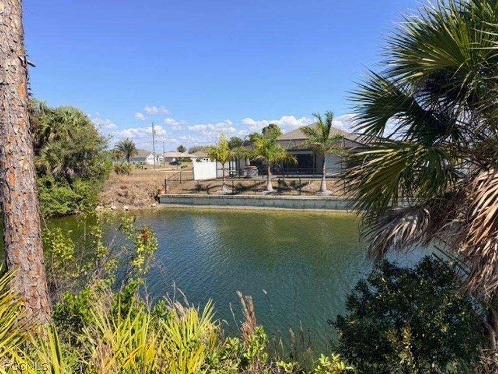 3311 Ne 13th Ave, CAPE CORAL