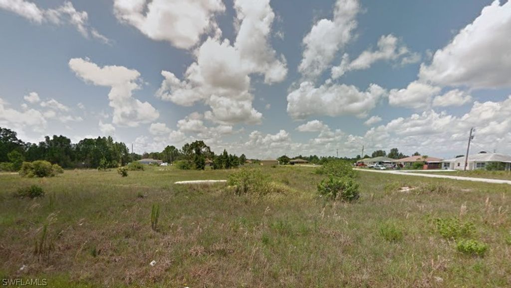 1243 Columbus Blvd, Fort Myers