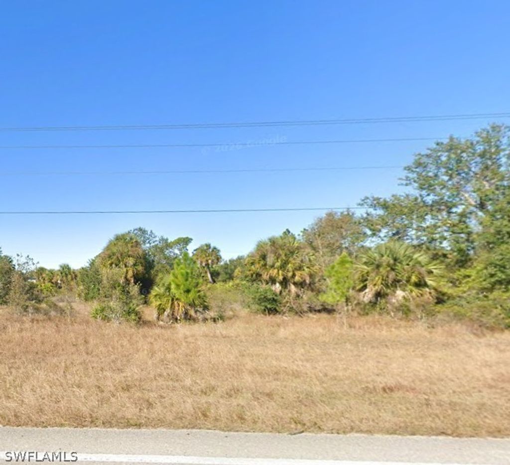 1013 Bell Blvd S, Lehigh Acres