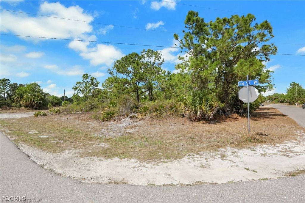 4601 Laura Ave N, LEHIGH ACRES