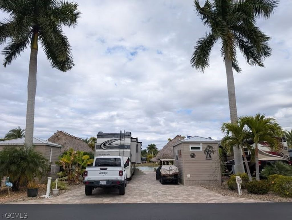 5279 Cypress Trail Resort Cir, FORT MYERS