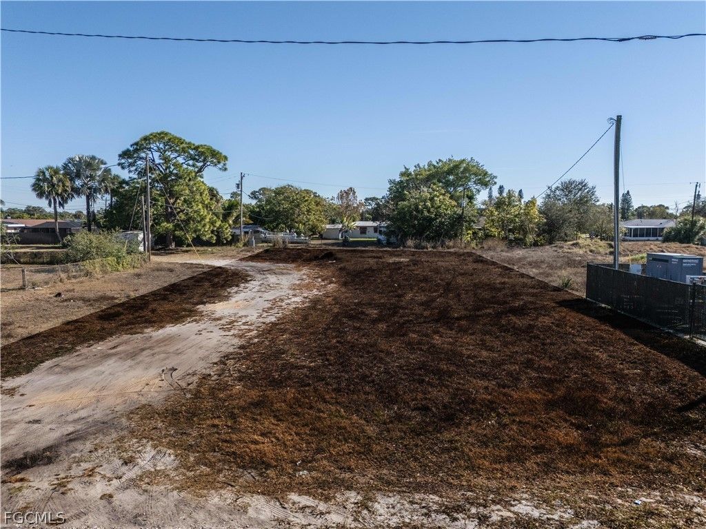 56 Illinoise Rd, LEHIGH ACRES