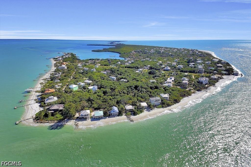 516 Longboat Cir, Captiva