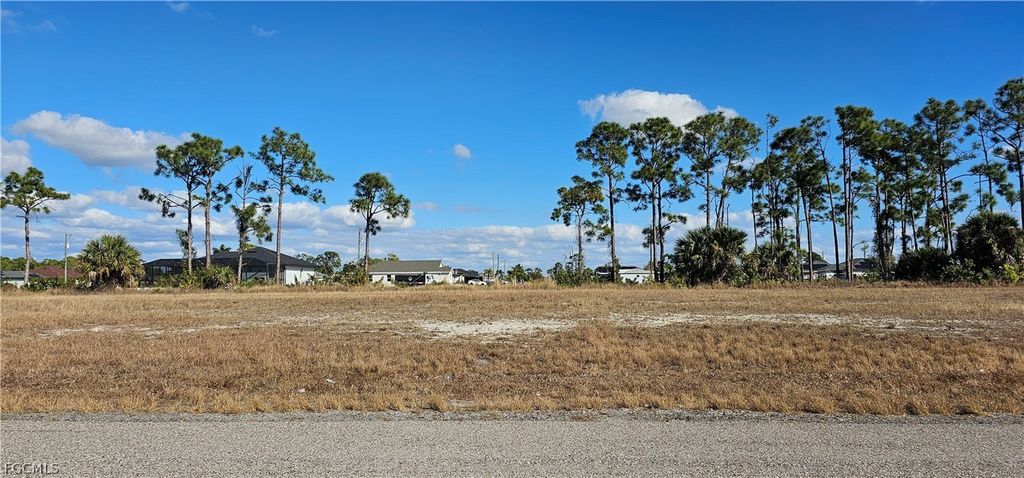 2819 Nw 26th Pl, CAPE CORAL
