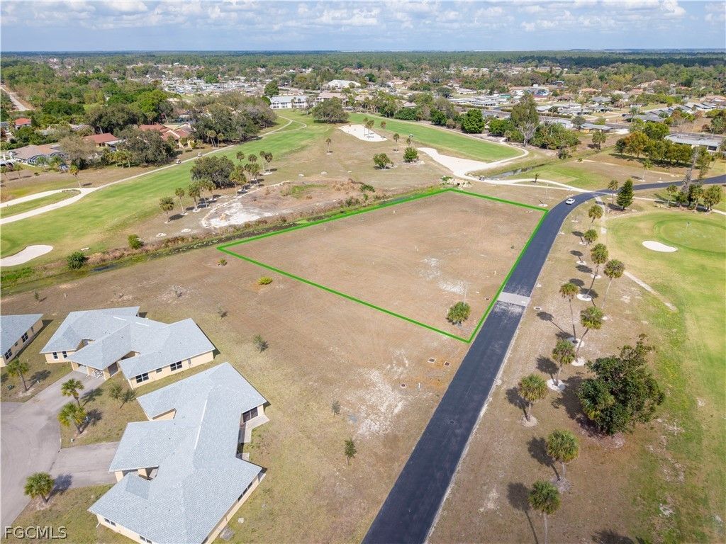 31-41 E Greens Blvd, LEHIGH ACRES