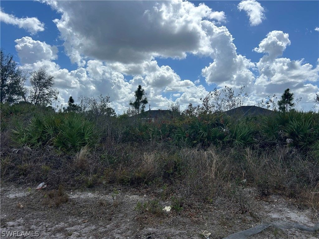 3205 W 8th St, Lehigh Acres