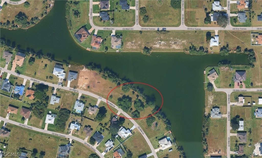 2137 Ne 20th Ln, Cape Coral