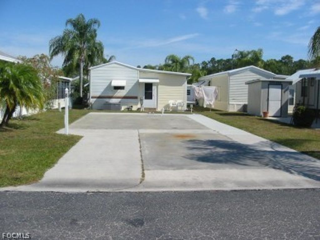 6 Fountain View Blvd, North Fort Myers