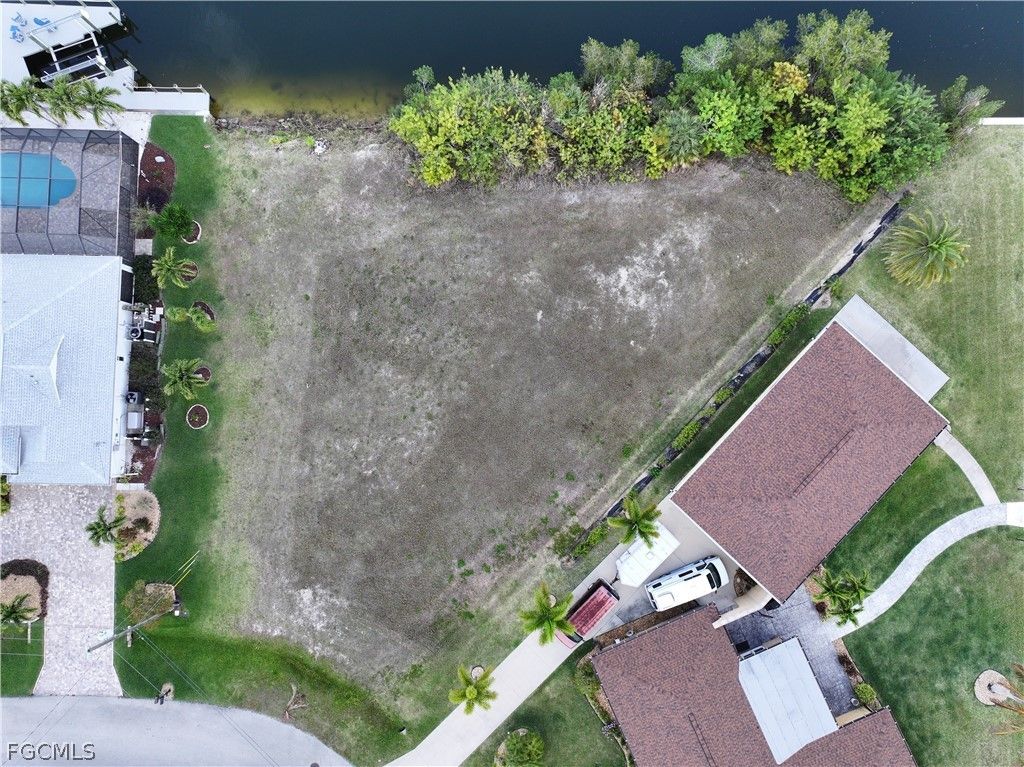 2801 Sw 34th Ter, CAPE CORAL
