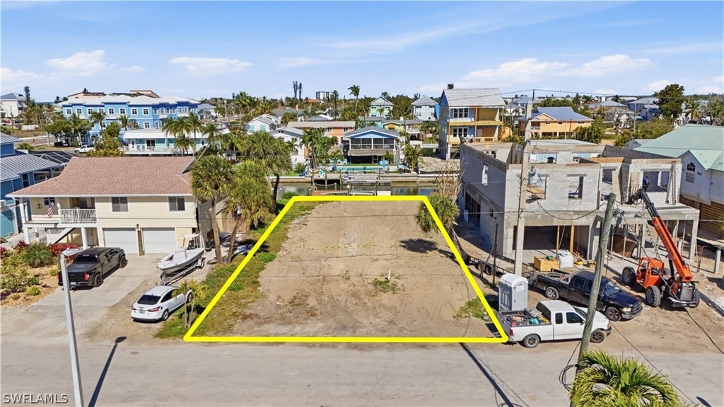 129 Curlew St, Fort Myers Beach