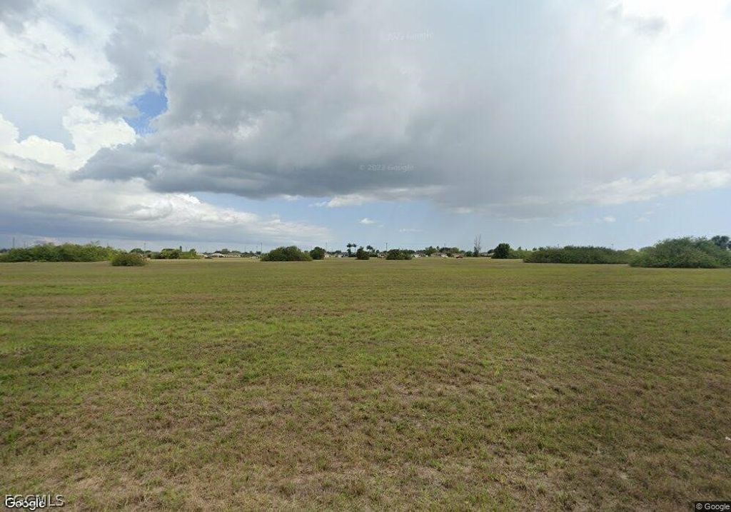 2024 Ne 17th Ter, Cape Coral