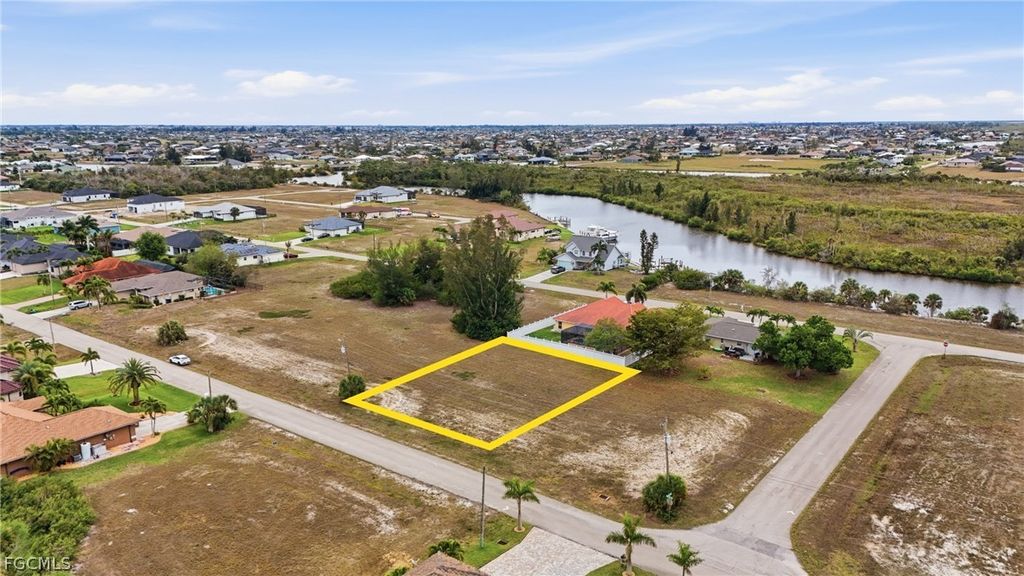 4222 Nw 20th Ter, CAPE CORAL