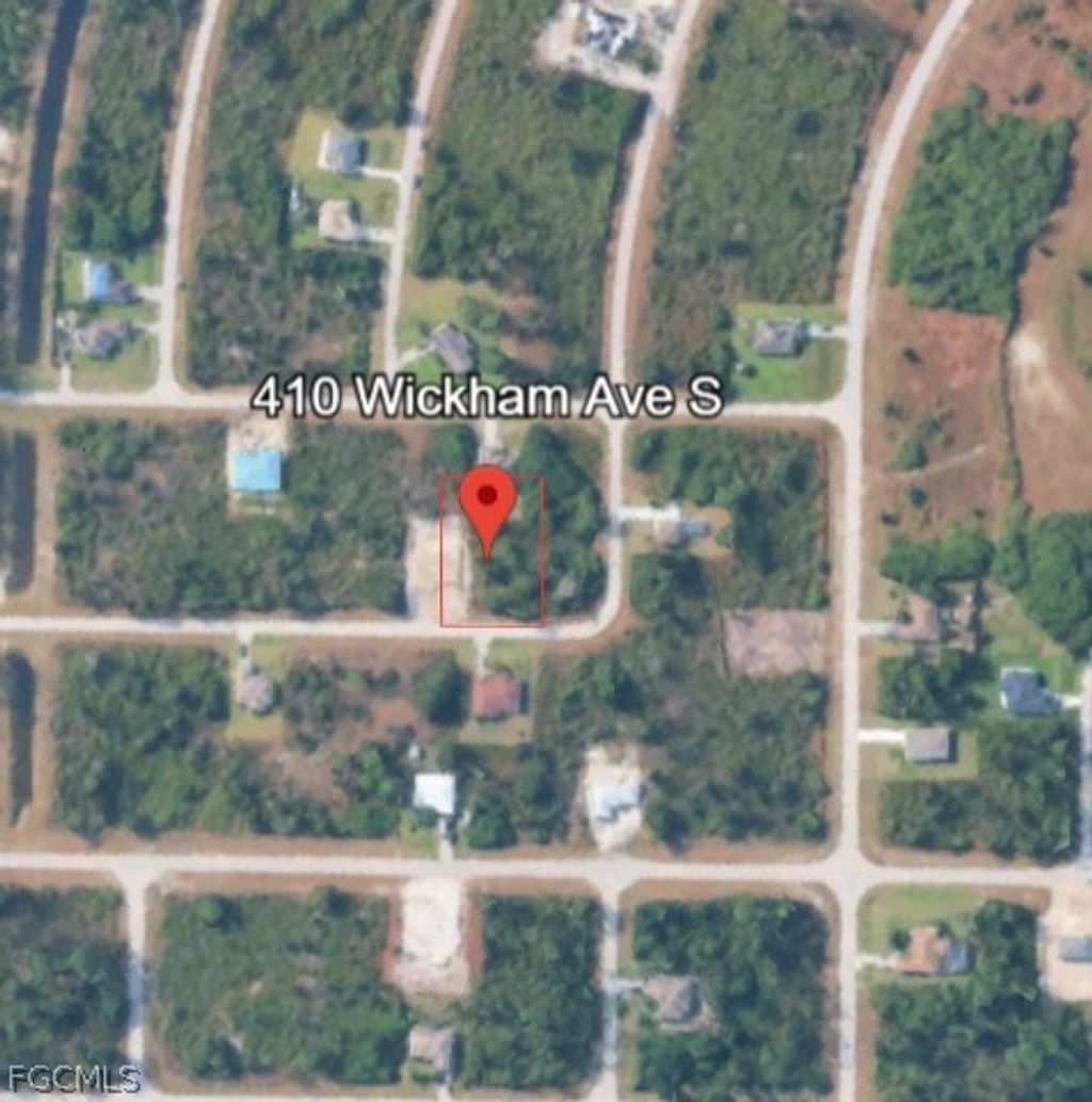 410 Wickham Ave S, LEHIGH ACRES