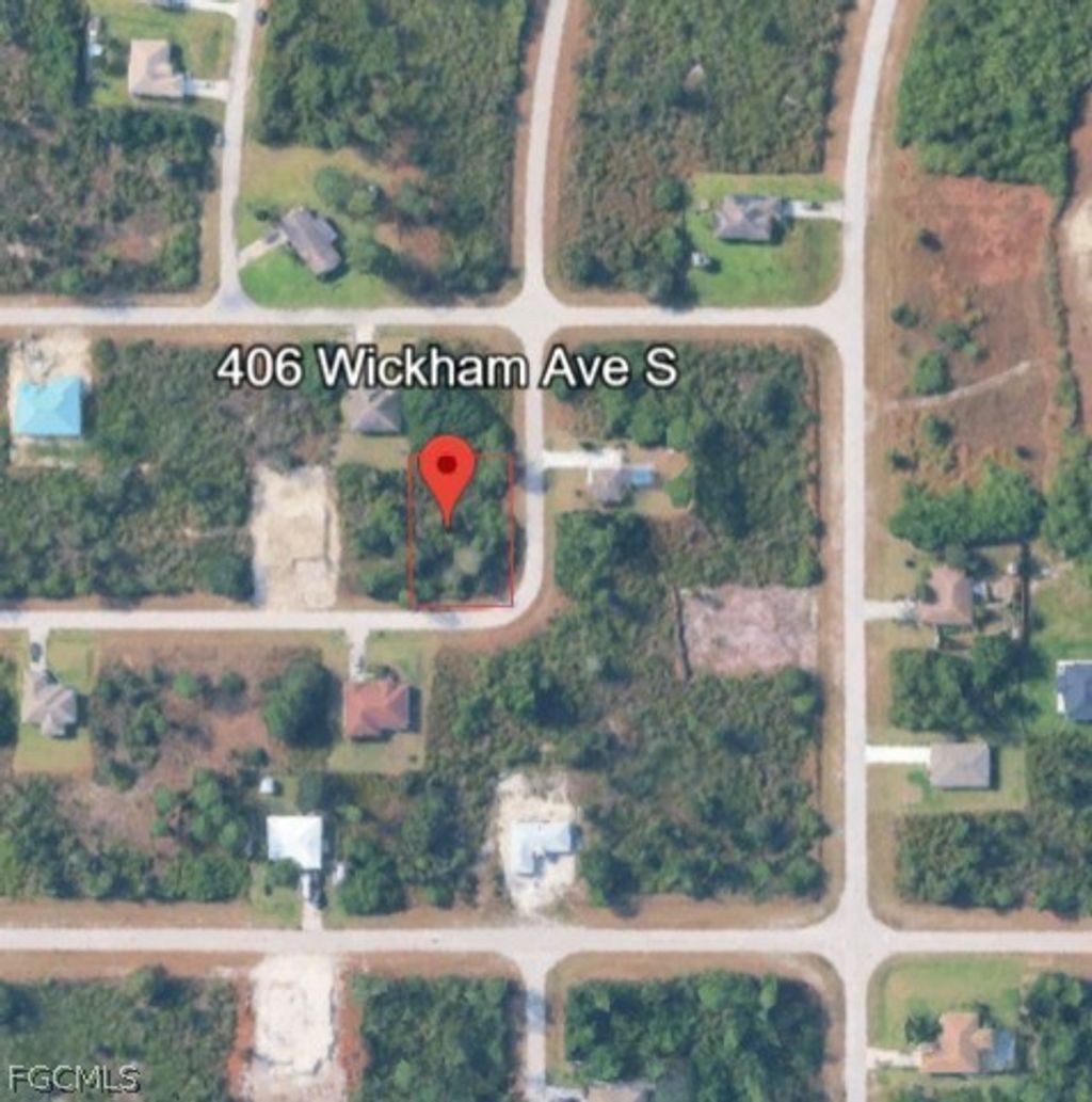 406 Wickham Ave S, LEHIGH ACRES