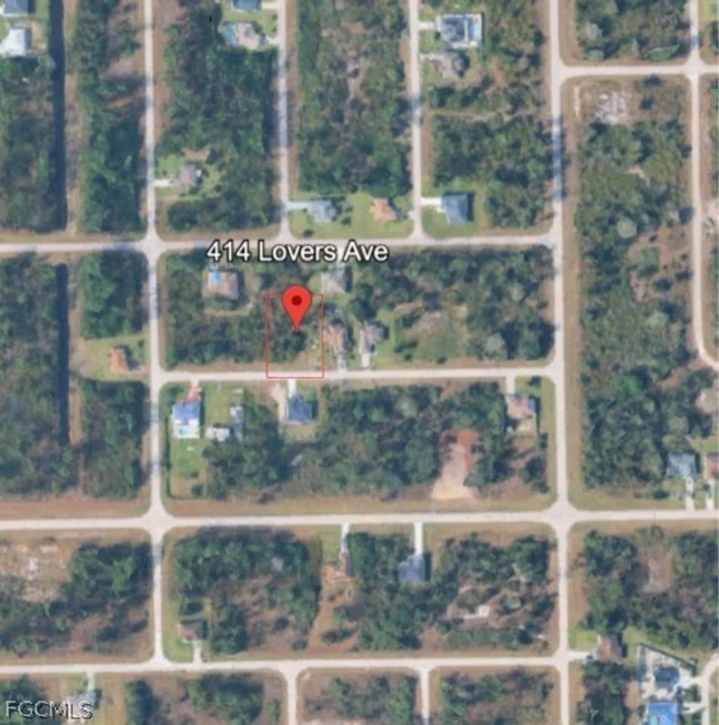 414 Lovers Ave, LEHIGH ACRES