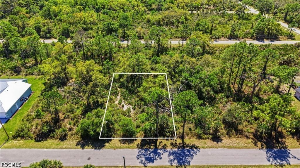 Burwin Ave, NORTH PORT