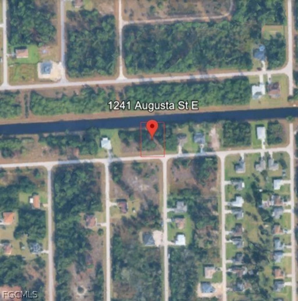 1241 Augusta St E, LEHIGH ACRES