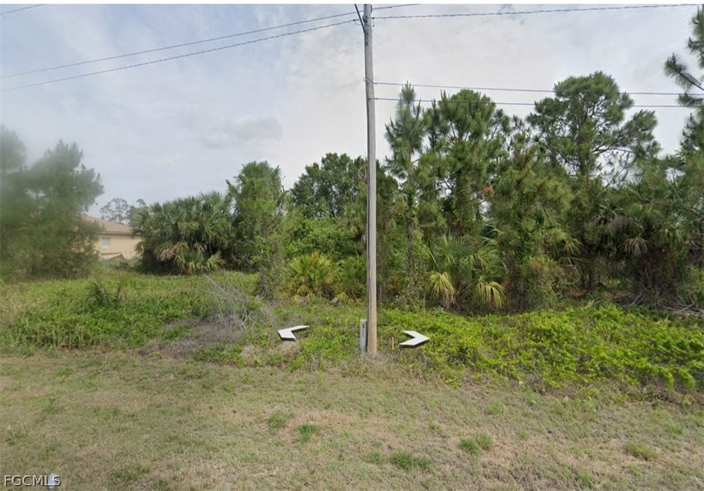 1217 Ermine St E, LEHIGH ACRES