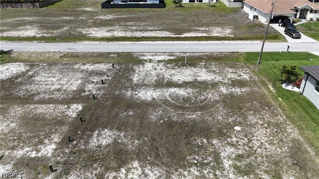 1217 Nw 41st Pl, CAPE CORAL