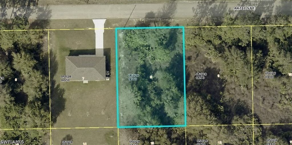 1118 Artic St E, Lehigh Acres