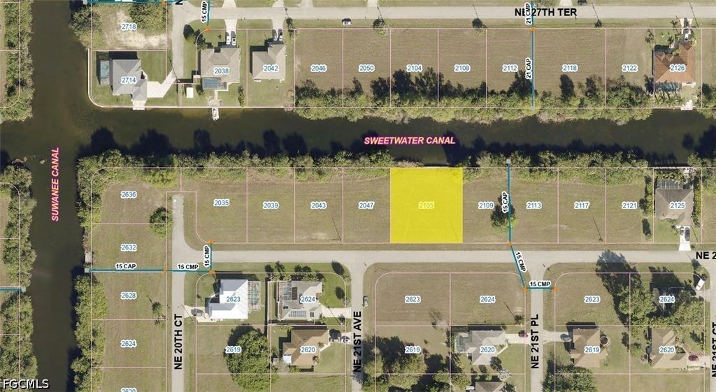 2105 Ne 27th St, CAPE CORAL