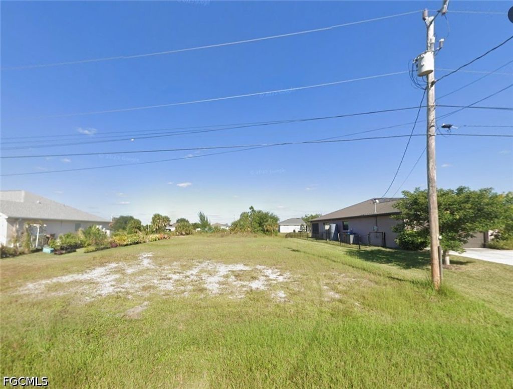 3723 Ne 12th Pl, CAPE CORAL