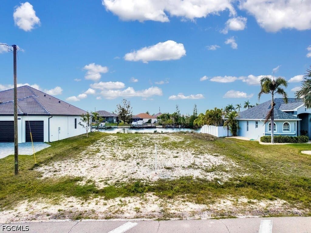 1702 Old Burnt Store Rd N, Cape Coral