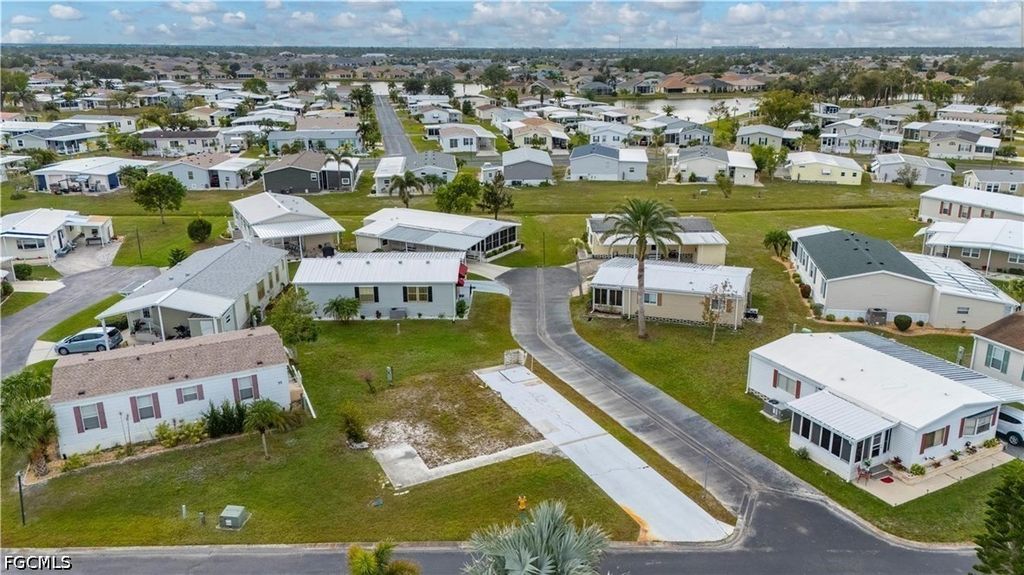 1000 Kings Hwy, Port Charlotte