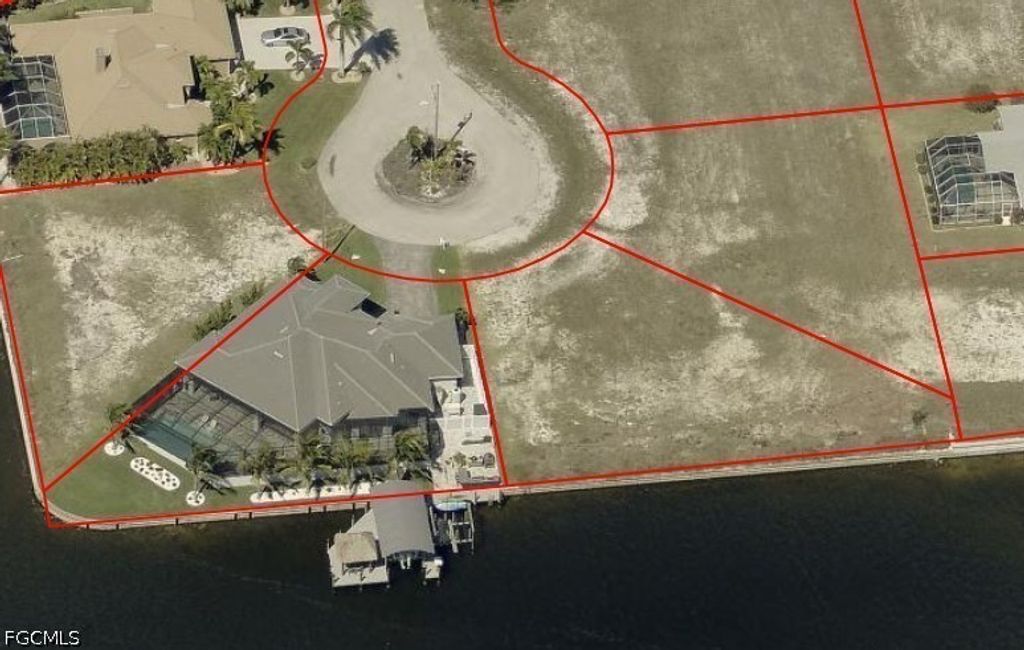 1003 Nw 40th Pl, Cape Coral