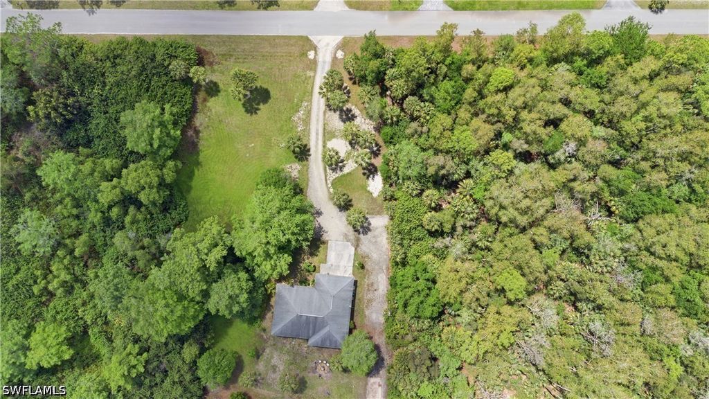 5681 Bur Oaks Ln, Naples