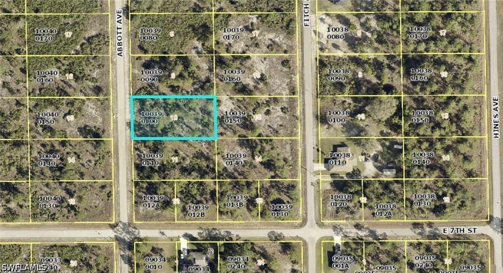 704 Abbott Ave, LEHIGH ACRES