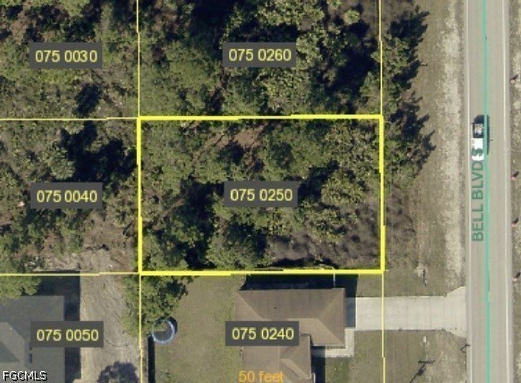 844 Bell Blvd, Lehigh Acres