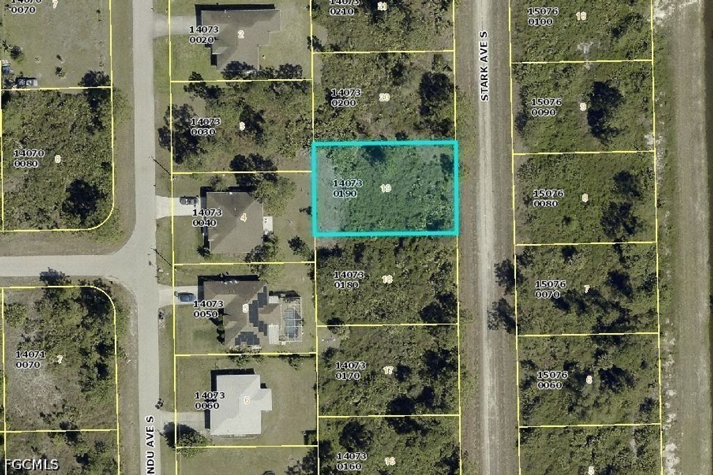 646 Stark Ave S, Lehigh Acres