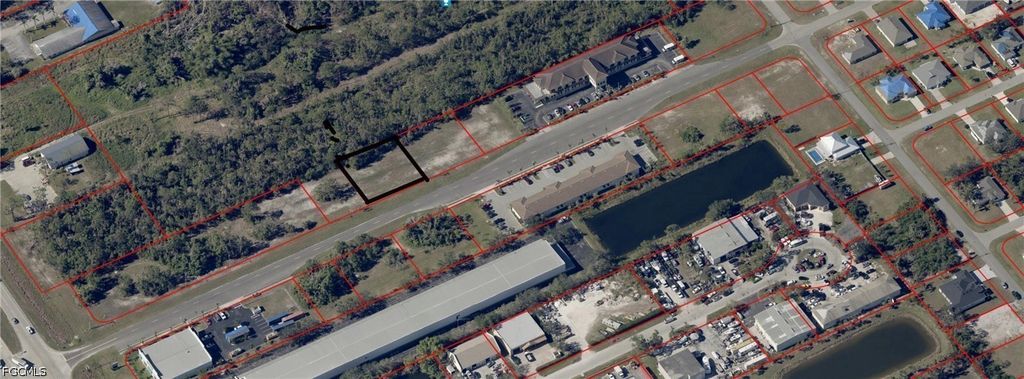 330 Ne 2nd Pl, CAPE CORAL