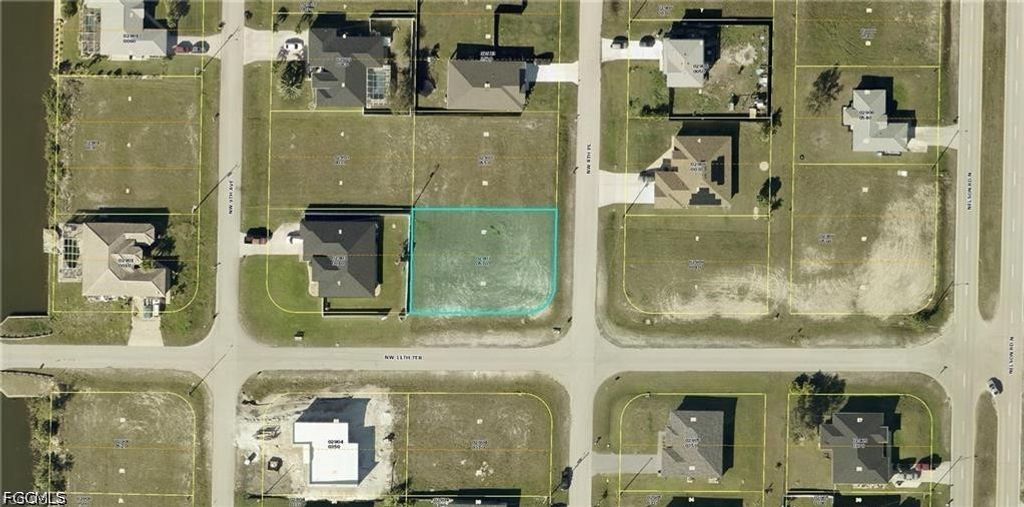 1112 Nw 8th Pl, CAPE CORAL