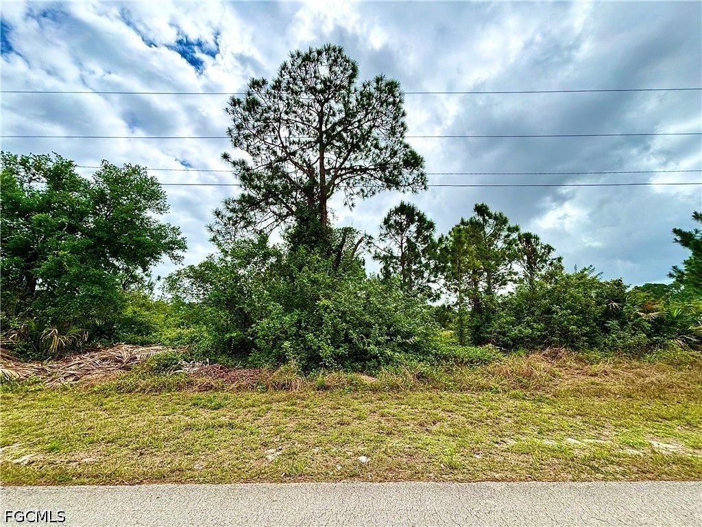 517 Osage Ave S, LEHIGH ACRES