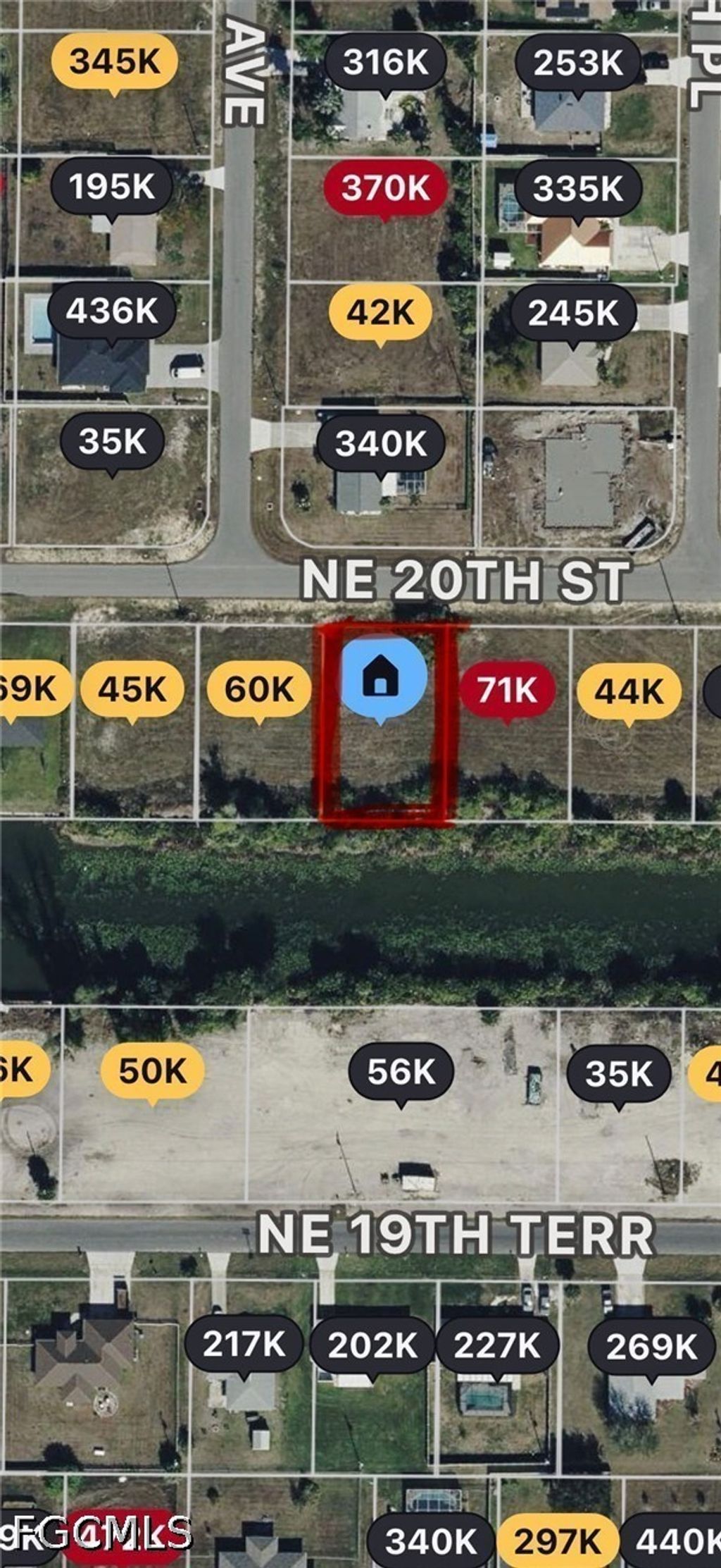 904 Ne 20th St, Cape Coral