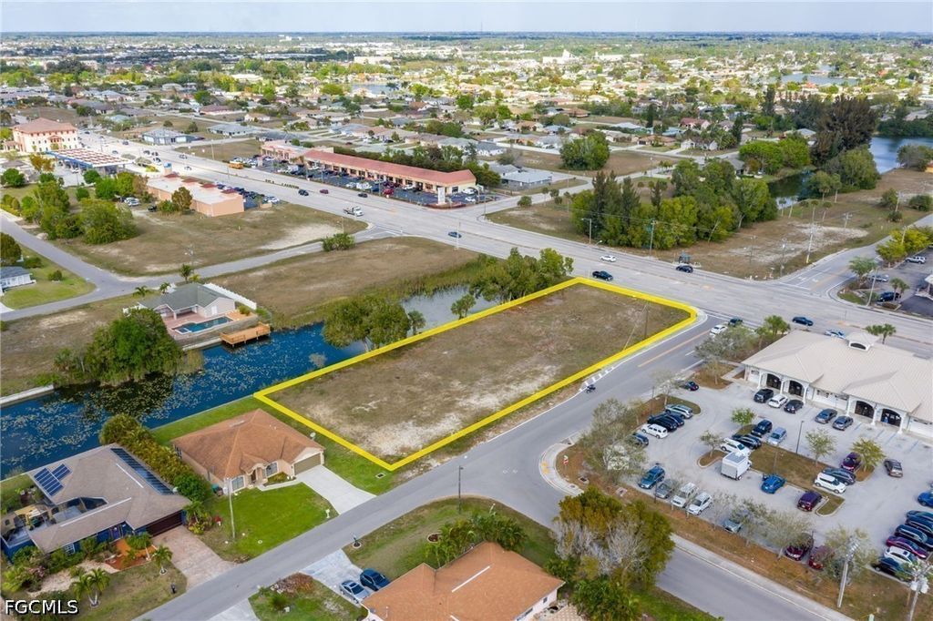 1531 Ne 2nd St, CAPE CORAL