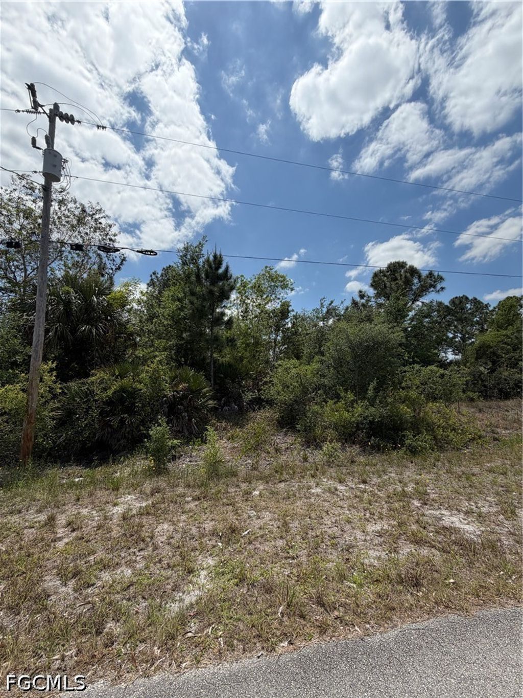 662 Chemstrand St E, LEHIGH ACRES