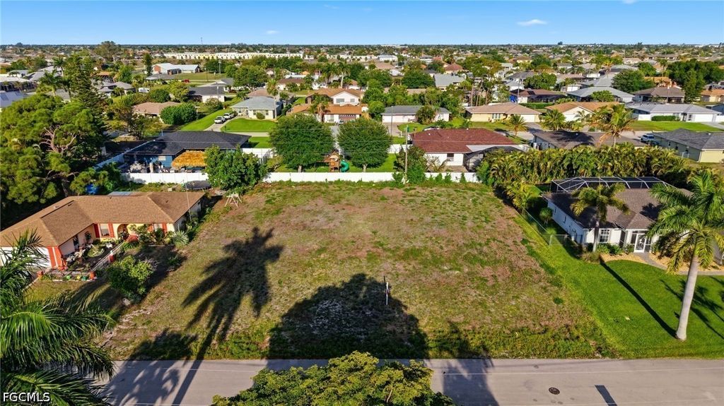 4208 Sw 5th Pl, Cape Coral
