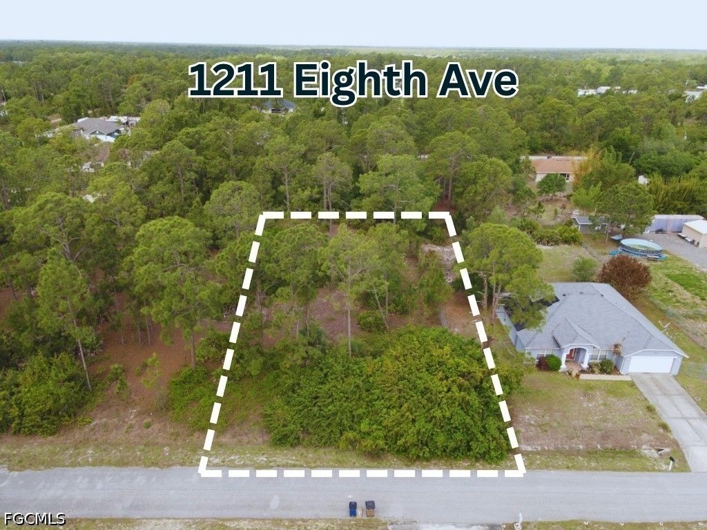 1211 8th Ave, LEHIGH ACRES