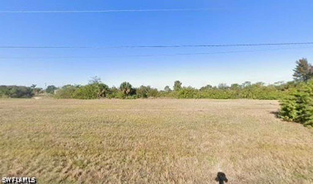 1824 Ne 21st Pl, Cape Coral