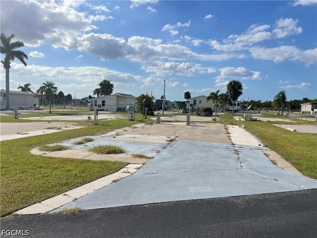 19681 Summerlin #527 Rd, FORT MYERS