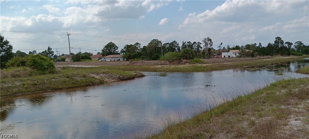 766 Ashley Rd, LEHIGH ACRES